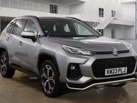 Suzuki Across E-FOUR PHEV 1