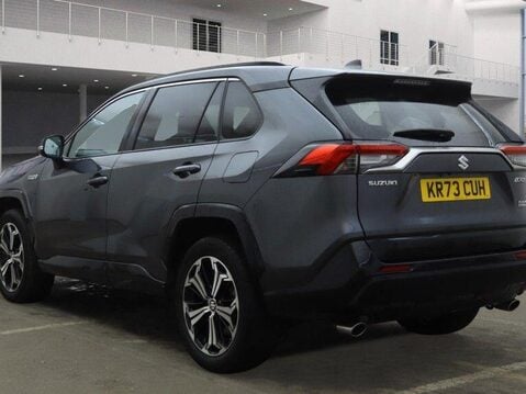 Suzuki Across E-FOUR PHEV 2