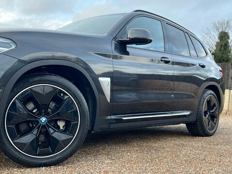 BMW Ix3 PREMIER EDITION PRO 14