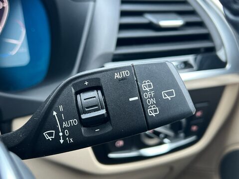 BMW Ix3 PREMIER EDITION PRO 31