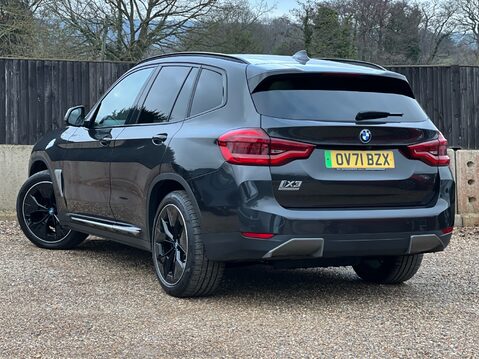 BMW Ix3 PREMIER EDITION PRO 2