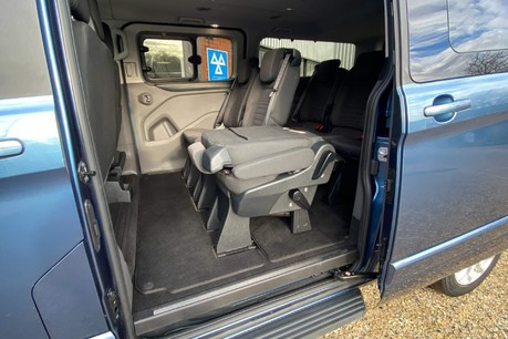 Ford Tourneo 2.0 320 EcoBlue Titanium Auto Euro 6 (s/s) 5dr (8 Seats) 35