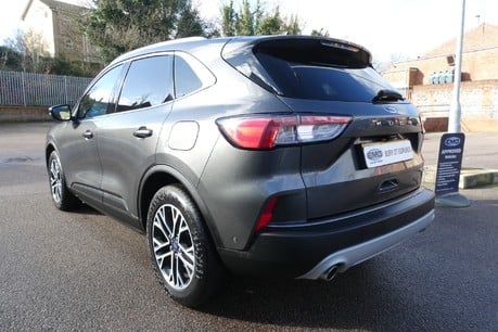 Ford Kuga 2.5 EcoBoost Duratec 14.4kWh Titanium First Edition SUV 5dr Petrol Plug-in 7