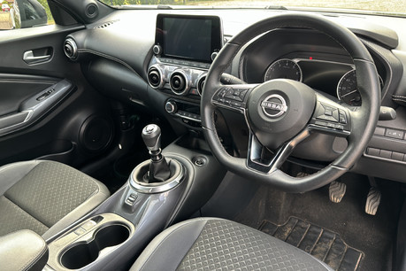 Nissan Juke 1.0 DIG-T N-Connecta SUV 5dr Petrol Manual Euro 6 (s/s) (114 ps) 9