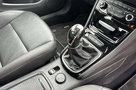 Vauxhall Astra 1.4i Turbo Elite Hatchback 5dr Petrol Manual Euro 6 (150 ps) 12
