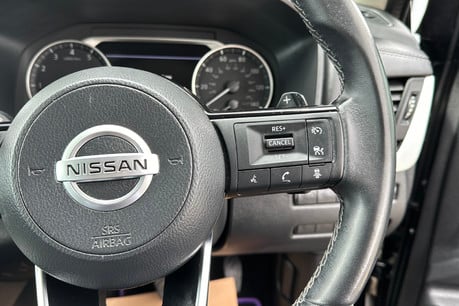 Nissan Qashqai 1.3 DIG-T MHEV Acenta Premium SUV 5dr Petrol Hybrid XTRON Euro 6 (s/s) (158 17