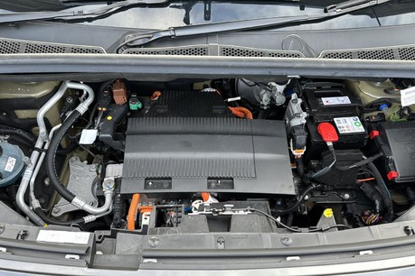 Peugeot e-Rifter 50kWh Allure Premium Standard MPV Auto 5dr (7.4kW Charger) 31