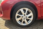 Toyota Yaris 1.5 VVT-h Excel E-CVT Euro 6 5dr (15in Alloy) 24
