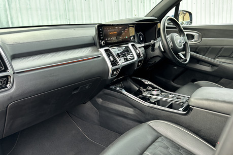 Kia Sorento 1.6 h T-GDi 4 SUV 5dr Petrol Hybrid Auto AWD Euro 6 (s/s) (226 bhp) 9