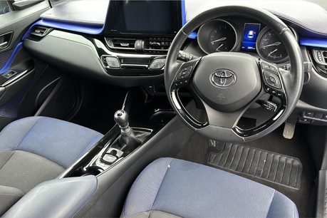 Toyota C-HR 1.2 VVT-i Dynamic SUV 5dr Petrol Manual Euro 6 (s/s) (115 ps) 9