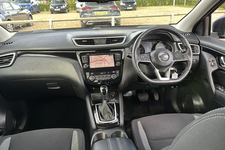 Nissan Qashqai 1.3 DIG-T Acenta Premium SUV 5dr Petrol DCT Auto Euro 6 (s/s) (160 ps) 45