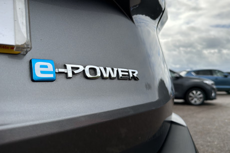 Nissan X-Trail 1.5 h e-POWER Tekna+ SUV 5dr Petrol Hybrid Auto e-4ORCE Euro 6 (s/s) (213 p 25