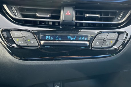 Toyota C-HR 1.2 VVT-i Icon Euro 6 (s/s) 5dr 17