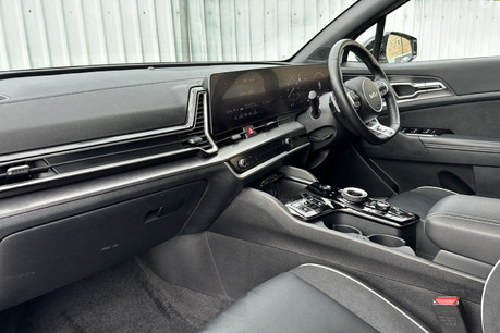 Kia Sportage 1.6 T-GDi 13.8kWh GT-Line S SUV 5dr Petrol Plug-in Hybrid Auto AWD Euro 6 ( 10