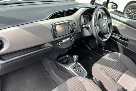 Toyota Yaris 1.5 VVT-h Icon Tech Hatchback 5dr Petrol Hybrid E-CVT Euro 6 (s/s) (100 ps) 9