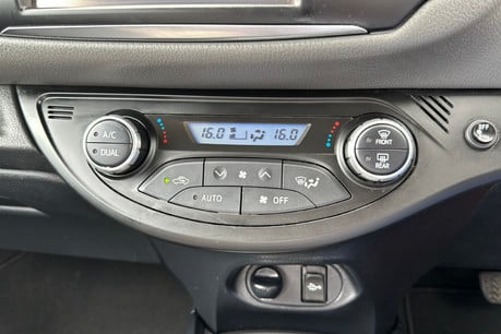 Toyota Yaris 1.5 VVT-h Icon Tech Hatchback 5dr Petrol Hybrid E-CVT Euro 6 (s/s) (100 ps) 14
