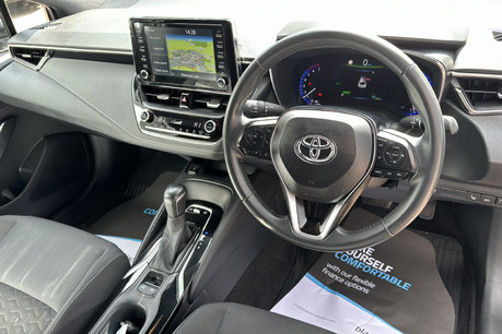 Toyota Corolla 1.8 VVT-h Design Hatchback 5dr Petrol Hybrid CVT Euro 6 (s/s) (122 ps) 9