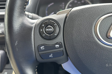 Lexus CT 1.8 200h Premier Hatchback 5dr Petrol Hybrid CVT Euro 6 (s/s) (136 ps) 16