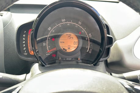 Toyota Aygo 1.0 VVT-i x-play Hatchback 5dr Petrol Manual Euro 6 (71 ps) 13