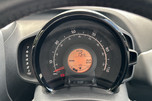 Toyota Aygo 1.0 VVT-i x-play Hatchback 5dr Petrol Manual Euro 6 (71 ps) 31