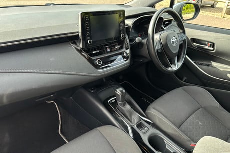 Toyota Corolla 1.8 VVT-h Icon Tech Hatchback 5dr Petrol Hybrid CVT Euro 6 (s/s) (122 ps) 10