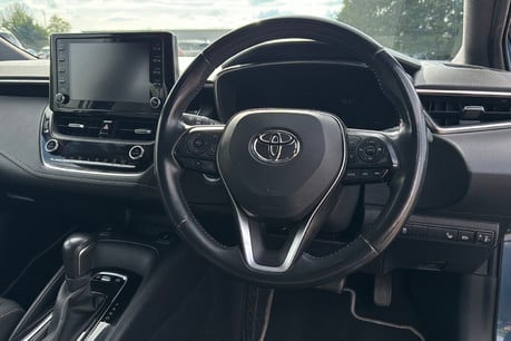 Toyota Corolla 1.8 VVT-h Icon Tech Hatchback 5dr Petrol Hybrid CVT Euro 6 (s/s) (122 ps) 30