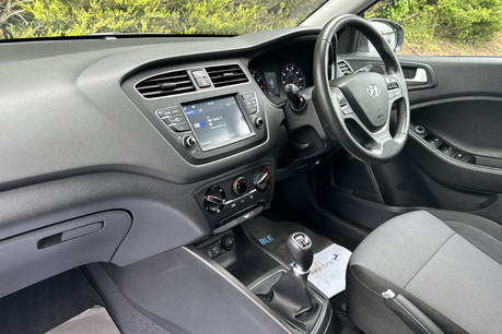 Hyundai i20 1.2 Play Hatchback 5dr Petrol Manual Euro 6 (s/s) (84 ps) 10