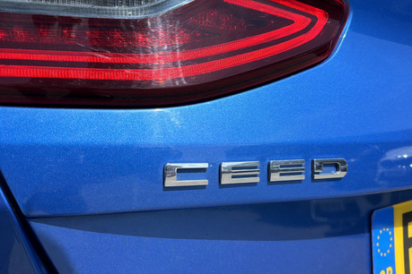 Kia Ceed 1.4 T-GDi Blue Edition Hatchback 5dr Petrol Manual Euro 6 (s/s) (138 bhp) 42