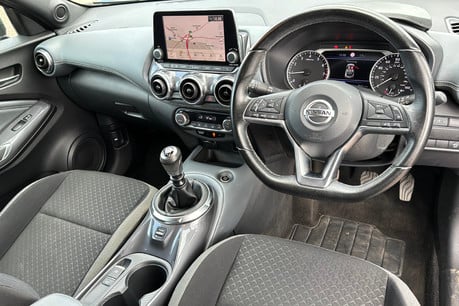 Nissan Juke 1.0 DIG-T N-Connecta Euro 6 (s/s) 5dr 9