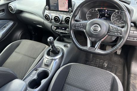 Nissan Juke 1.0 DIG-T N-Connecta Euro 6 (s/s) 5dr 9