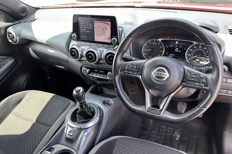 Nissan Juke 1.0 DIG-T N-Connecta Euro 6 (s/s) 5dr 32