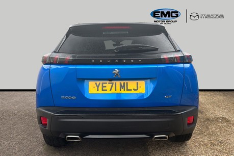 Peugeot 2008 1.2 GT PURETECH AUTO 5