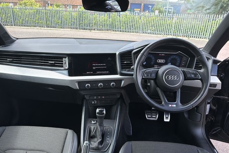 Audi A1 1.0 TFSI 25 S line Sportback S Tronic Euro 6 (s/s) 5dr 8