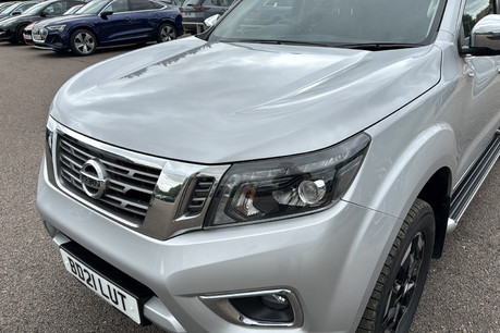 Nissan Navara 2.3 dCi Tekna Auto 4WD Euro 6 4dr 30