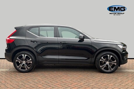 Volvo XC40 1.5 T3 Inscription Pro Auto Euro 6 (s/s) 5dr 3