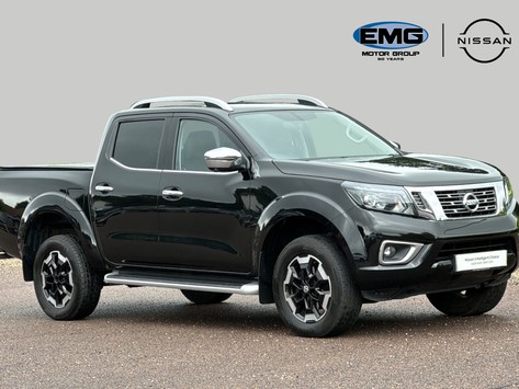 Nissan Navara 2.3 dCi Tekna Auto 4WD Euro 6 4dr