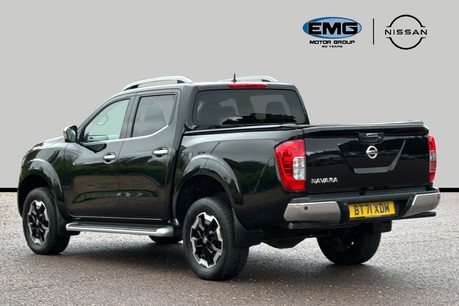 Nissan Navara 2.3 dCi Tekna Auto 4WD Euro 6 4dr 4