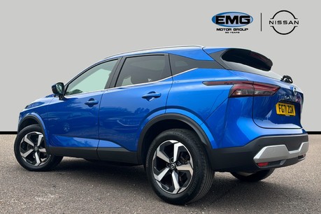 Nissan Qashqai 1.3 DIG-T MHEV N-Connecta Glass Roof XTRON Euro 6 (s/s) 5dr 4