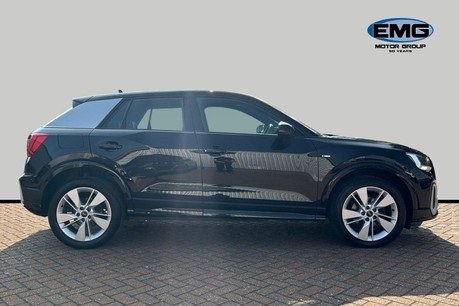 Audi Q2 1.0 TFSI 30 S line Euro 6 (s/s) 5dr 3