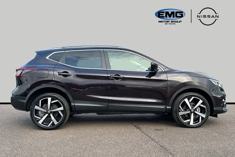 Nissan Qashqai 1.3 DIG-T N-Motion Euro 6 (s/s) 5dr 3