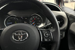 Toyota Yaris VVT-I ICON TECH 17