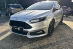 Ford Focus 2.0T EcoBoost ST-3 Euro 6 (s/s) 5dr 42