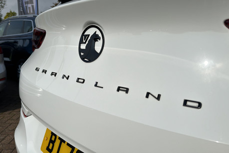 Vauxhall Grandland 1.6 14.2kWh GSe Auto AWD Euro 6 (s/s) 5dr 26