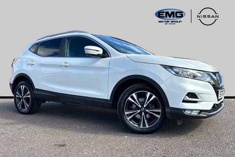 Nissan Qashqai 1.3 DIG-T N-Connecta Glass Roof DCT Auto Euro 6 (s/s) 5dr