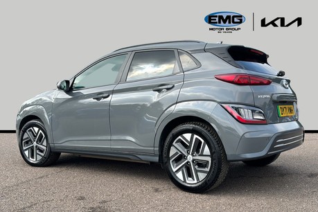 Hyundai KONA PREMIUM 4