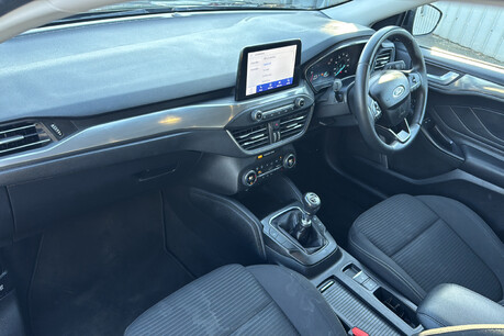 Ford Focus 1.5 TDCI TITANIUM 10