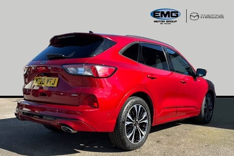 Ford Kuga 2.5 PHEV ST-LINE X AUTO 6