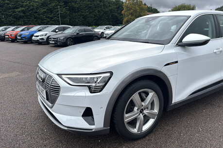 Audi E-Tron 55 Technik SUV 5dr Electric Auto quattro 95kWh (408 ps) 33