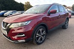 Nissan Qashqai 1.3 DIG-T N-Connecta Glass Roof Euro 6 (s/s) 5dr 35