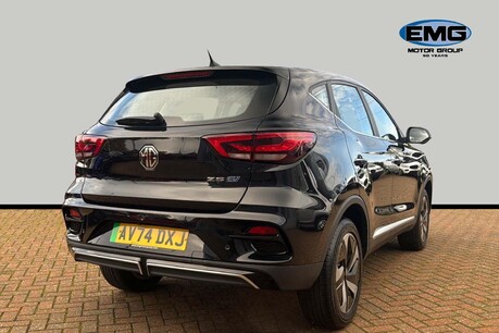 MG ZS 51.1kWh SE Auto 5dr 7